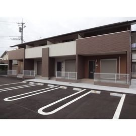 笠間駅より徒歩22分 築7年10ヶ月 2階建の賃貸物件