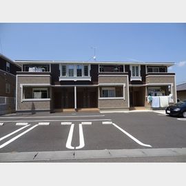 常陸太田駅よりバス10分 築13年2ヶ月 2階建の賃貸物件