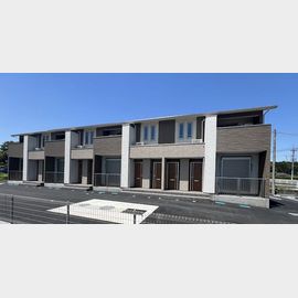 内原駅より徒歩9分 築2年2ヶ月 2階建の賃貸物件
