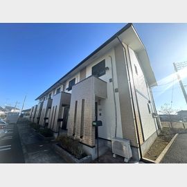 新治駅より徒歩10分 1階 築13年9ヶ月の賃貸物件