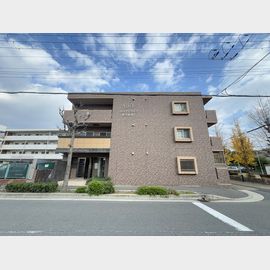 新大阪駅より徒歩5分 築18年11ヶ月 3階建の賃貸物件