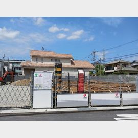 高槻市駅より徒歩23分 新築 3階建の賃貸物件