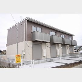 石岡駅より徒歩22分 1階 築8年2ヶ月の賃貸物件