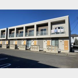 みどりの駅より徒歩19分 築13年8ヶ月 2階建の賃貸物件