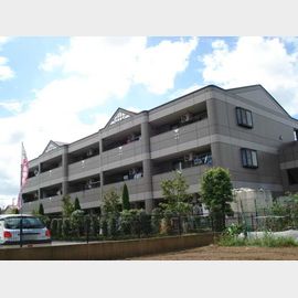 グランディール高野台 3階 築24年の賃貸物件