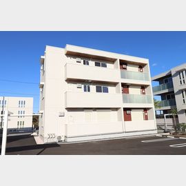 みどりの駅より徒歩56分 新築 3階建の賃貸物件