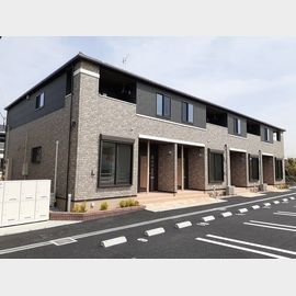 荒川沖駅よりバス20分 築4年 2階建の賃貸物件