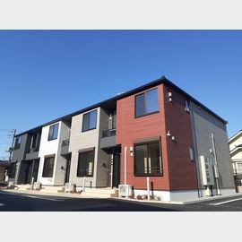 石岡駅よりバス4分 2階 築3年2ヶ月の賃貸物件