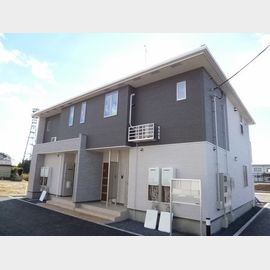 石岡駅よりバス9分 築12年6ヶ月 2階建の賃貸物件
