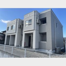 石岡駅より徒歩10分 1階 築8年10ヶ月の賃貸物件