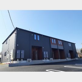 石岡駅より徒歩20分 築2年8ヶ月 2階建の賃貸物件