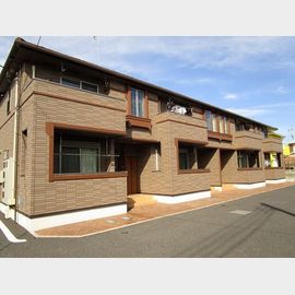 石岡駅よりバス16分 築12年8ヶ月 2階建の賃貸物件