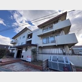 少路駅より徒歩13分 3階 築45年1ヶ月の賃貸物件