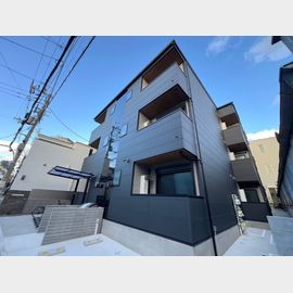 蛍池駅より徒歩7分 築1年10ヶ月 3階建の賃貸物件