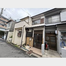 庄内駅より徒歩13分 1階 築64年1ヶ月の賃貸物件