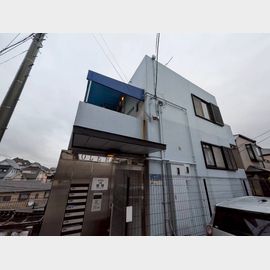 川西能勢口駅より徒歩8分 1階 築24年5ヶ月の賃貸物件