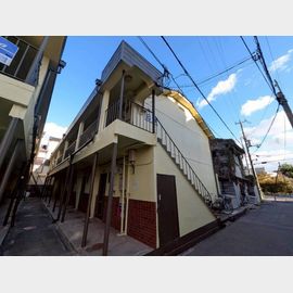 蛍池駅より徒歩3分 1階 築63年1ヶ月の賃貸物件