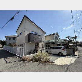 牧落駅より徒歩10分 築3年2ヶ月 2階建の賃貸物件