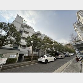 千里中央駅より徒歩12分 4階 築40年10ヶ月の賃貸物件