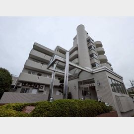 川西能勢口駅より徒歩3分 6階 築31年9ヶ月の賃貸物件