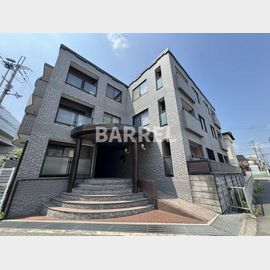 コートハウス神田 1階 築32年8ヶ月の賃貸物件