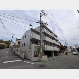 豊中駅より徒歩12分 3階 築36年8ヶ月の賃貸物件