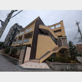 箕面萱野駅より徒歩5分 1階 築22年2ヶ月の賃貸物件