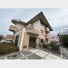 南千里駅より徒歩15分 3階 築32年1ヶ月の賃貸物件