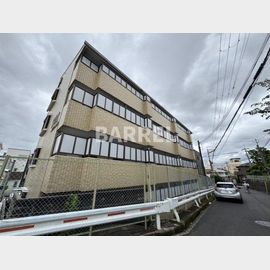 蛍池駅より徒歩7分 1階 築36年の賃貸物件