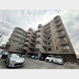 南千里駅より徒歩8分 4階 築32年2ヶ月の賃貸物件