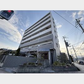 ホワイトハウス箕面 5階 築18年4ヶ月の賃貸物件