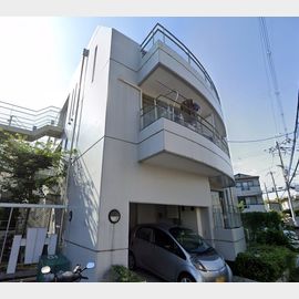 リヴァーレ待兼山 2階 築33年の賃貸物件