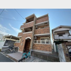 ブリリオ石橋 3階 築8年8ヶ月の賃貸物件