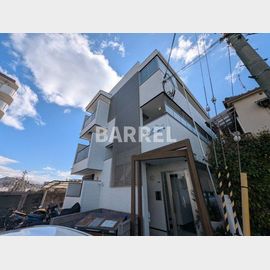 神崎川駅より徒歩11分 1階 築8年10ヶ月の賃貸物件