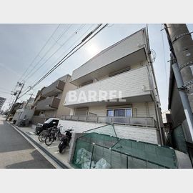 江坂駅より徒歩15分 3階 築3年9ヶ月の賃貸物件