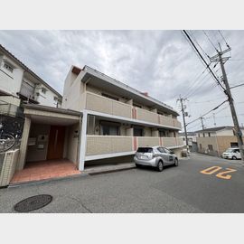 柴原阪大前駅より徒歩8分 築14年1ヶ月 3階建の賃貸物件