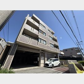 岡町駅より徒歩13分 3階 築30年2ヶ月の賃貸物件