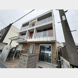 千里山駅より徒歩4分 築6年3ヶ月 2階建の賃貸物件