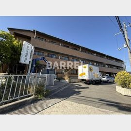 新伊丹駅より徒歩15分 3階 築32年2ヶ月の賃貸物件