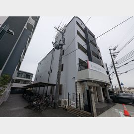 川西能勢口駅より徒歩5分 3階 築18年10ヶ月の賃貸物件