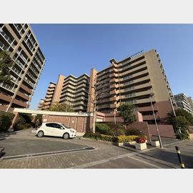 岡町駅より徒歩18分 築20年 11階建の賃貸物件