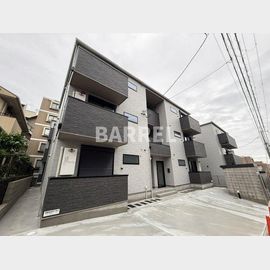 千里山駅より徒歩15分 新築 3階建の賃貸物件