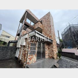箕面船場阪大前駅より徒歩15分 築27年6ヶ月 4階建の賃貸物件