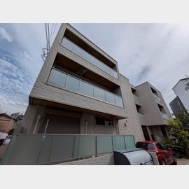 豊中駅より徒歩4分 1階 築5年10ヶ月の賃貸物件
