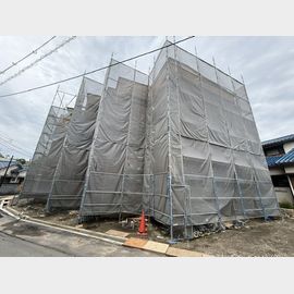 石橋阪大前駅より徒歩13分 新築 3階建の賃貸物件