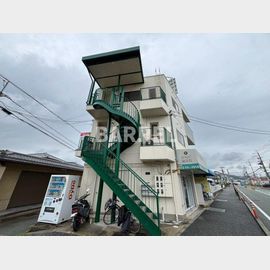 川西能勢口駅より徒歩10分 3階 築40年1ヶ月の賃貸物件