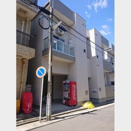 平安通駅より徒歩7分 2階 築14年6ヶ月の賃貸物件