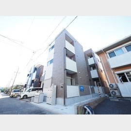 八田駅より徒歩9分 築2年11ヶ月 3階建の賃貸物件