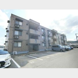 安来駅より徒歩6分 築20年8ヶ月 3階建の賃貸物件
