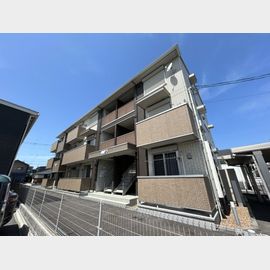 東山公園駅より徒歩16分 築10年2ヶ月 3階建の賃貸物件